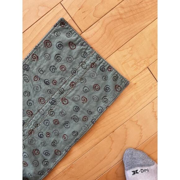 Decorative table runner with butterflies and other patterns, orange and blue - Picture 5 of 7